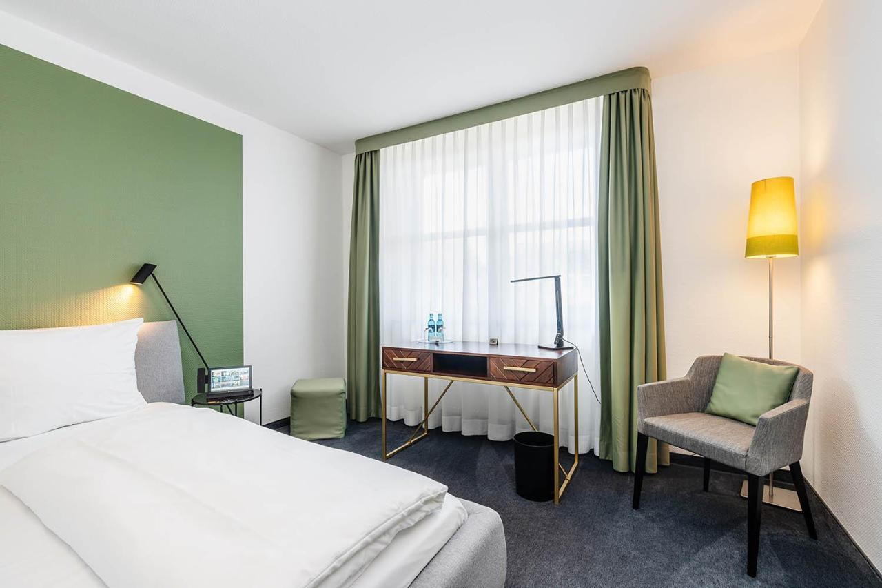 Hotel Frechener Hof Екстер'єр фото