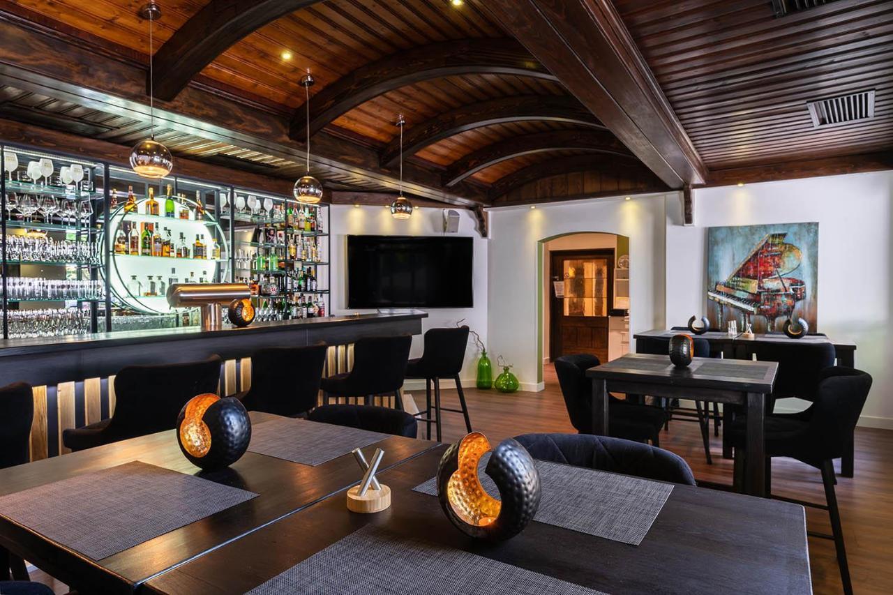 Hotel Frechener Hof Екстер'єр фото