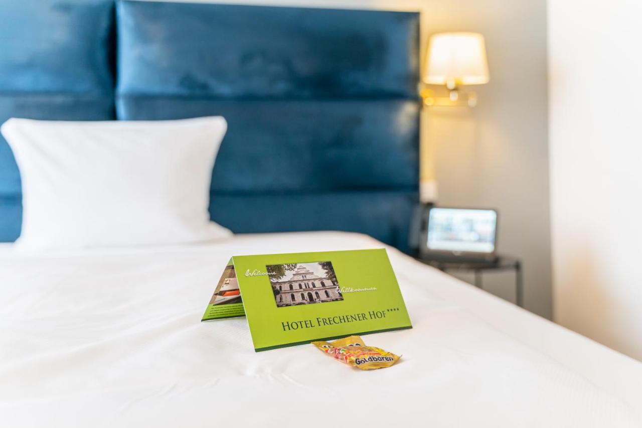 Hotel Frechener Hof Екстер'єр фото