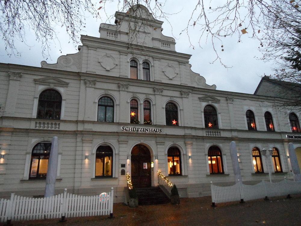 Hotel Frechener Hof Екстер'єр фото